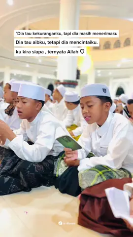 🤲 #fyp #fypシ #santri #pondokpesantren #alfithrahsurabaya #santripondok #alfithrah #santrikedinding #alkhidmah #ukhsaficoplercommunity #coplercommunity #breetd #santriputra #pusatepusat #wongpusat #dekenganepusat #santriindonesia #paf #bantufyp #bantuinfypdong #videoviral #tiktokviral #tiktok #arrosyid99 