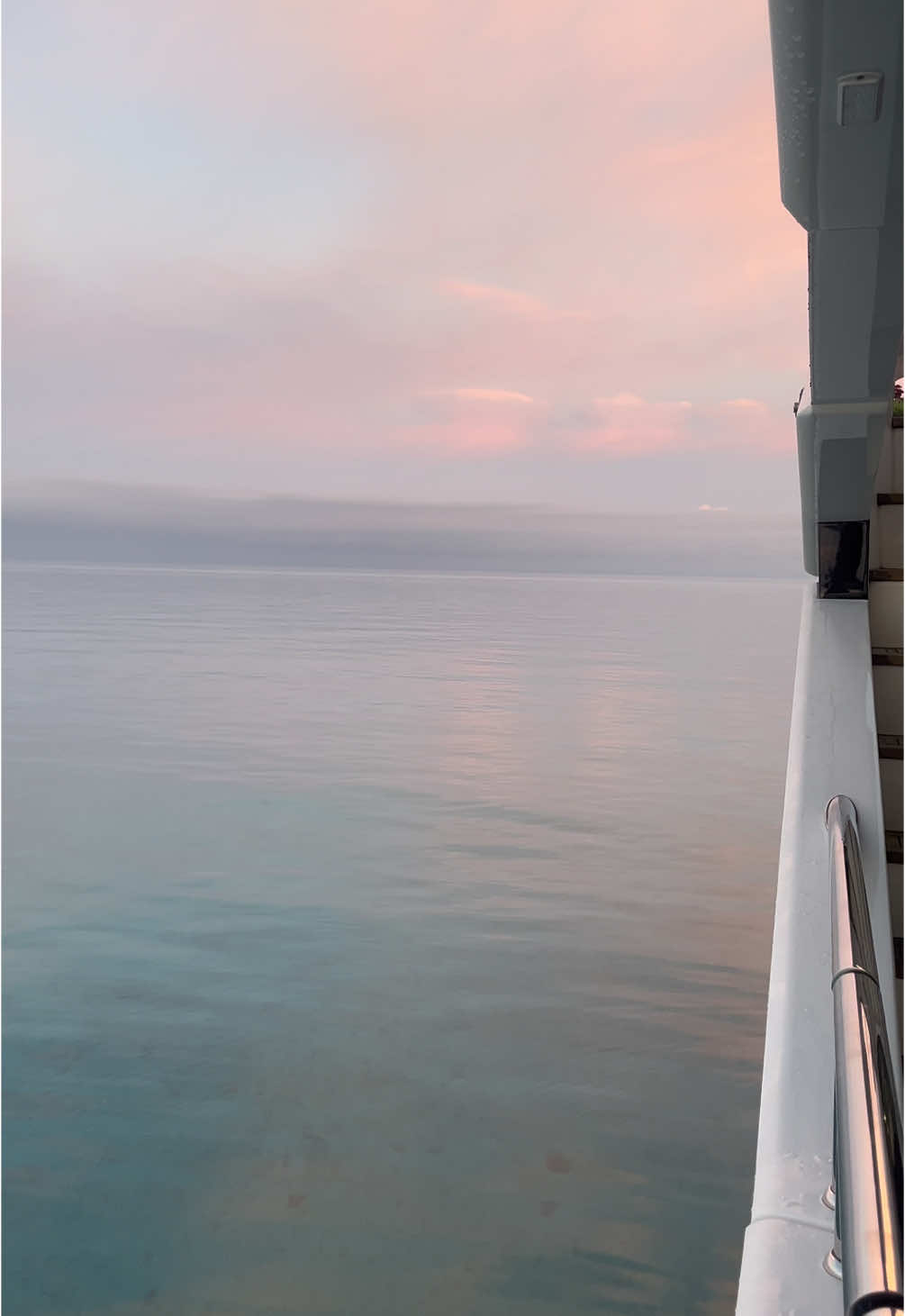 Bahimian breakfast on our boat 🌅 #sunrise #yacht #bahamas #life 