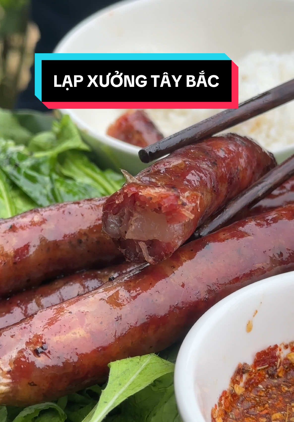 Các chị ơi hôm nay nhà em vừa ra được 1 mẻ lạp xưởng ngon quá . Mọi người cùng em ra ruộng rau hái rau cải mèo ăn kèm với lạp xưởng nhé ạ . Món này ngon và rất hao cơm #TâyBắc #VùngCao #mónngonmỗingày #mukbang #mónănởvùngcao #sieucayamthuc #siêucay🌶 #lạp_xưởng #coilalin #mukbanglapxuong #lạpsườn #ănngon #caimeotaybac #xuhuongtiktok #xuhướng 