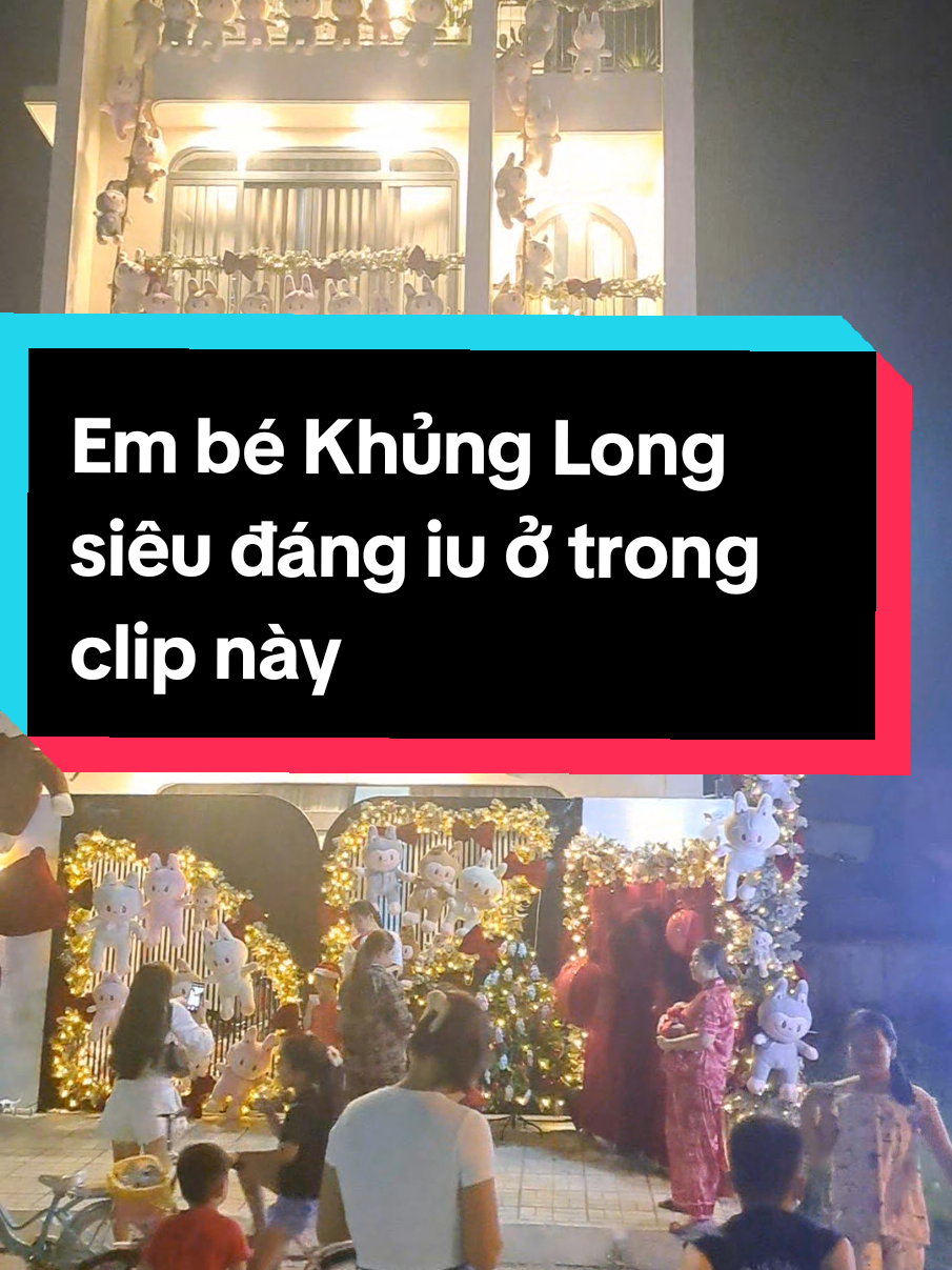 Năm nay nhà Mật Ong biết cách lấy lòng mấy em nhỏ quá, trang trí capybara, labubu. Hôm nay được gặp em Mật Ong, u là trời ẻm cưng xĩu luôn, cưng lắm mọi người ơi #muixumatong #matong #giangsinh #noel #cute #nhabe  #trangtri #viral 