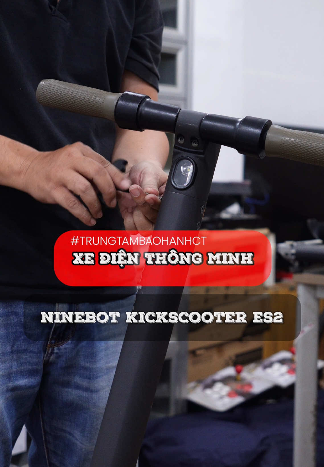 Thay Pin cho Xe điện Ninebot Kickescooter #trungtambaohanh #chiemtaisuachua #chiemtai #suachua #xedien #ninebot #scooter 