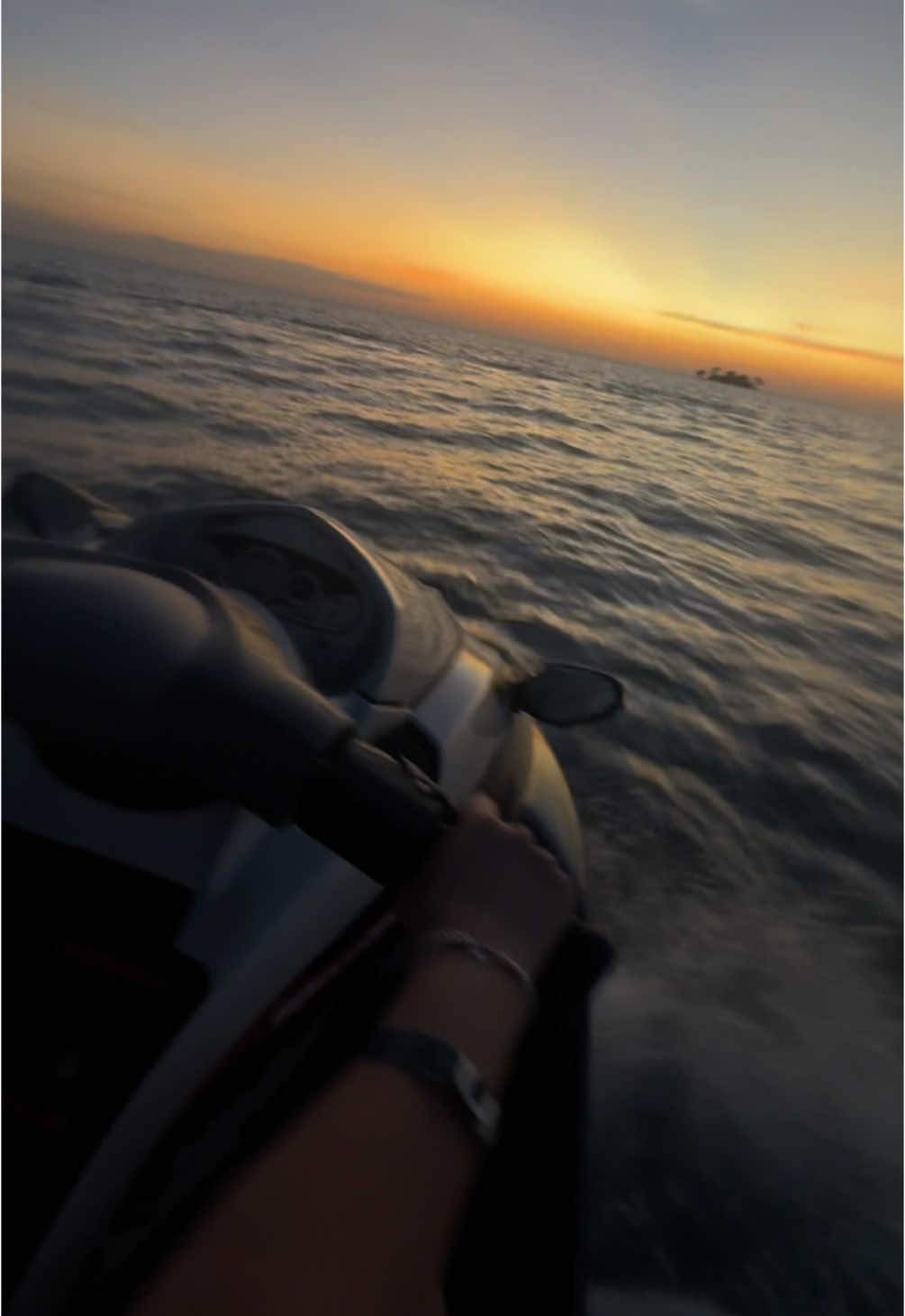 #fyp #jetski #paratii #sunset