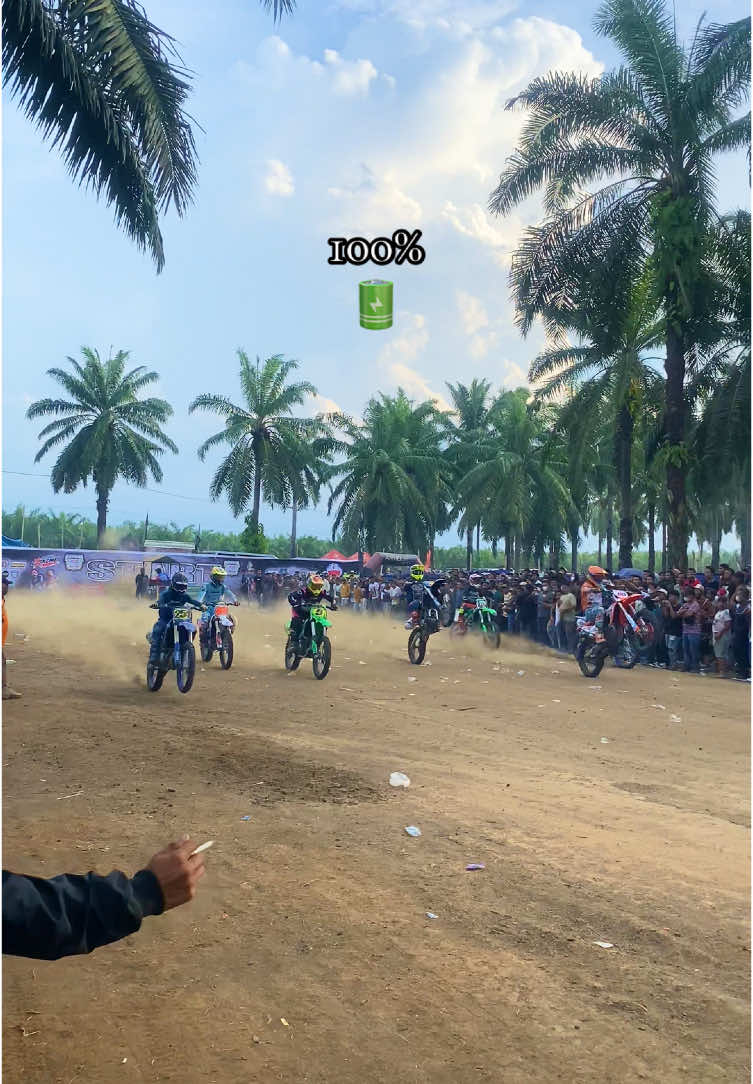 Kita buat versi @Mohammad Zidane  #gtx#gtxindonesia#grasstrackindonesia#grasstrack#grasstrack_id#gtxsumutracing#gtxsumut#gtxsumatra#grasstracksumut#gtxjabar#gtxjambi#gtxaceh#gtxriau#grasstrackpopular#grasstrack_hitz#grasstrack_modifikasi#grasstrackid#grasstrackmyway#motocross#mzidane04 