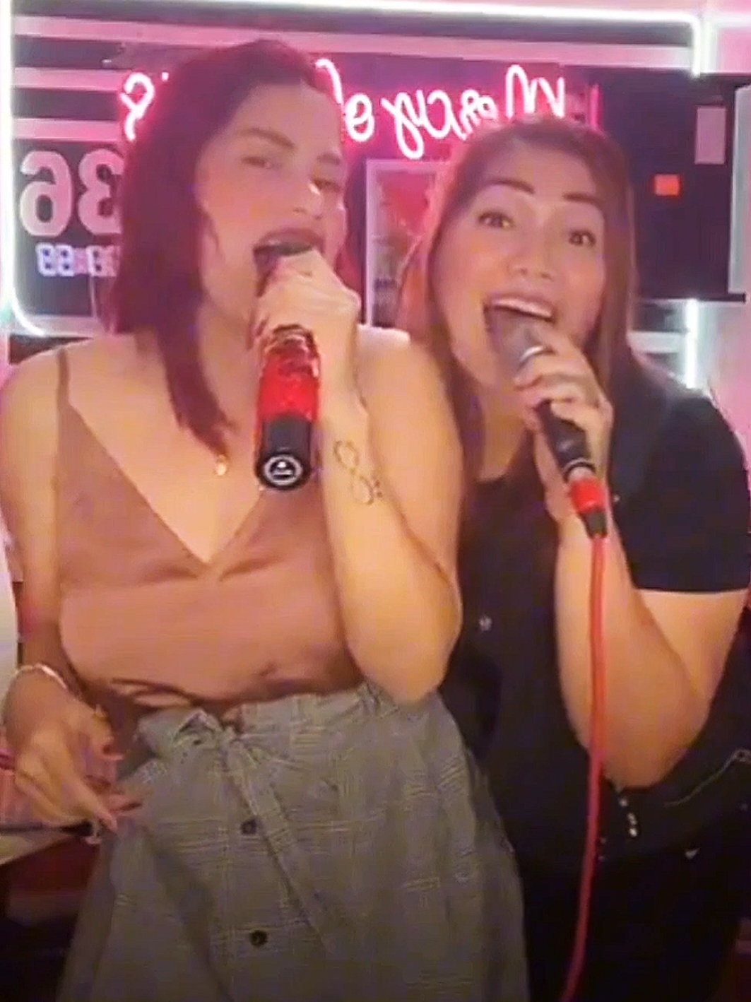 ma mimiss namin kulitan nyo dalawa🤧 #sunotsisters #mercyofaegis @juliet_of_aegis  #memories #mercysunot #aegisfan #opmhits #aegisband #aegis #viraltiktok #pinoyrockband #coveredsong #everyone #viraltiktok #sisters 