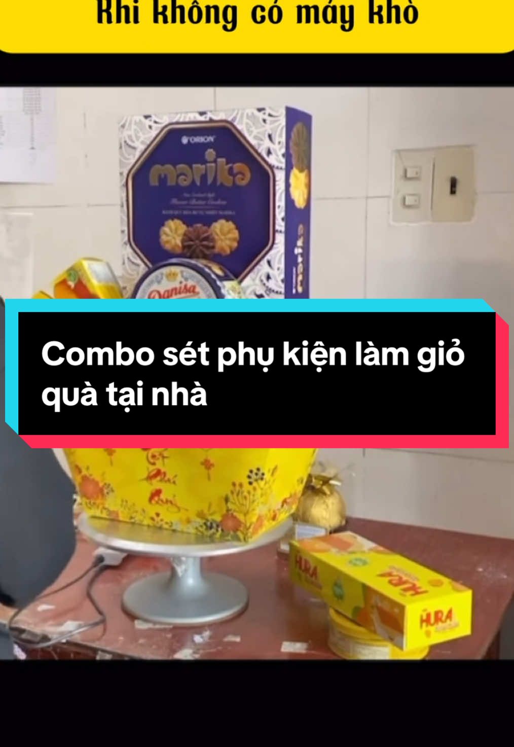 Các bác thấy khó thì cứ xem hết video nha, sét phụ kiện trong giỏ hàng ạ, không có việc gì khó chỉ cần mình thử, bỏ ra mấy chục nghìn có full sét phụ kiện nha#xuhướng #giỏthuyền #khaythuyềnlàmquà #séttrangtriphukientet #tết2025 #thịénngiadụng #tết #tiktok 