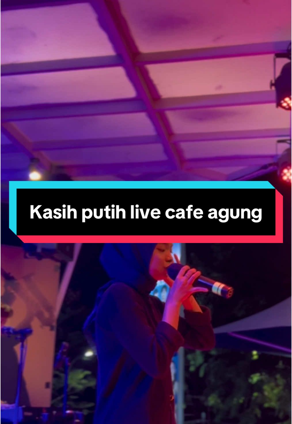 Natap doi smbil senyum trus nyanyiin lagu ini rasanya🥹🥰💖  #kasihputih #kasihputihcover #kasihputih #glenfredly #fyp #fypシ #fypシ゚viral #fypage #fyppppppppppppppppppppppp #fypdongggggggg #fypシ゚ #foryoupage 