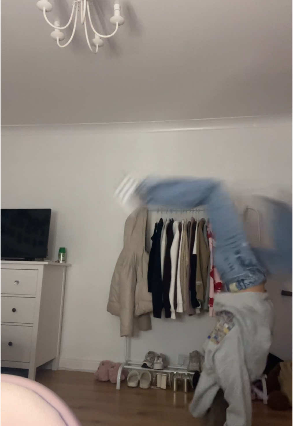 got bored n decided to try do a walkover after not doinv them for 4 yrs 🕺🕺🕺