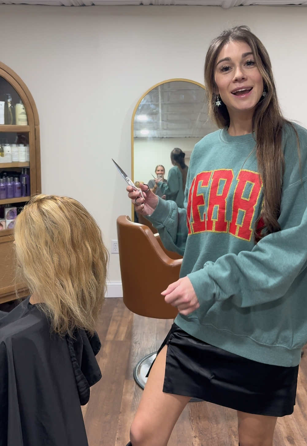 Walk-ins welcome 🤣 #vbhair #virginiabeachhairstylist #merry #christmas 