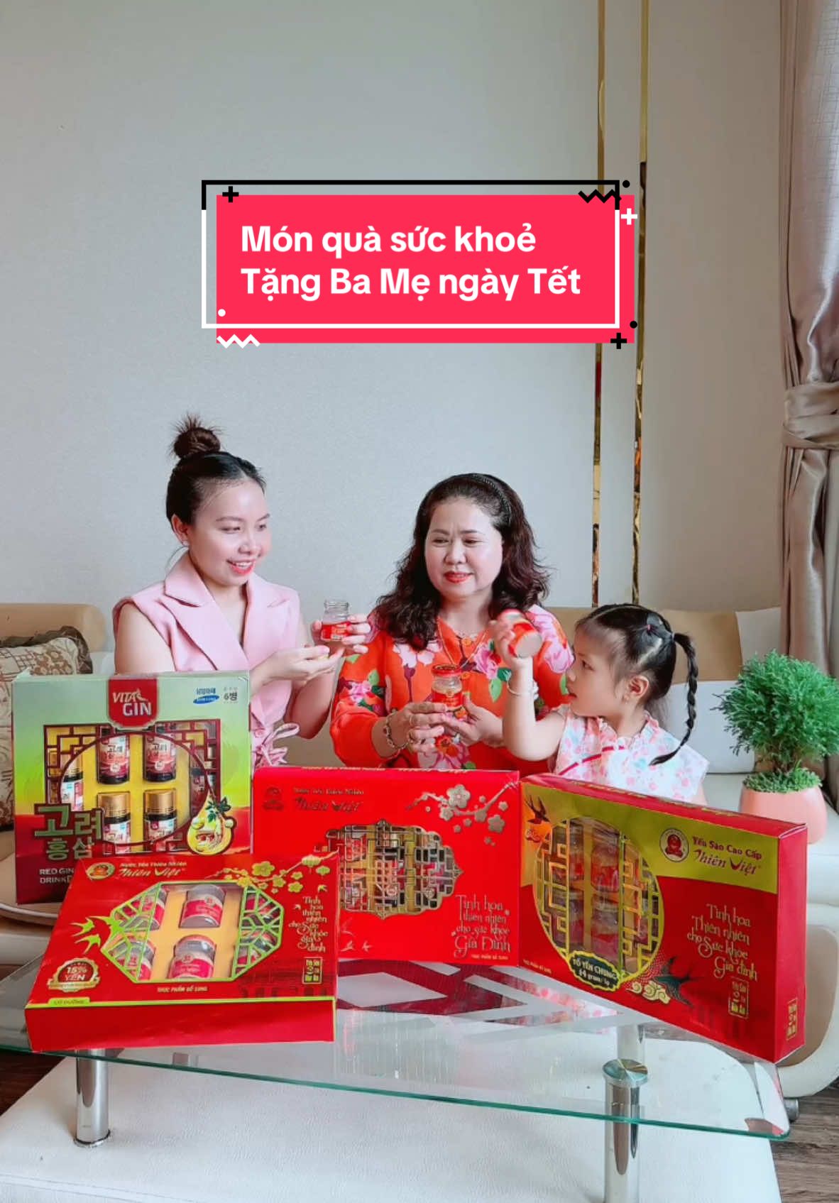 Cùng gia đình Cherry chuẩn bị quà Tết để tặng ba mẹ 2 bên nha! Còn vài ngày nữa là Tết rồi cả nhà đã sắm sửa gì cho năm mới chưa? #YenSaoThienViet #hongsamVitalGin #quatet2025 #quasuckhoe #YenSaoHoiAn #giadinhcherry 