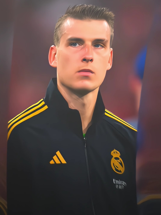 Replying to @user444893_versi lunin🙌🏻#fyp #realmadrid #madrid #halamadrid #lunin #andriylunin 