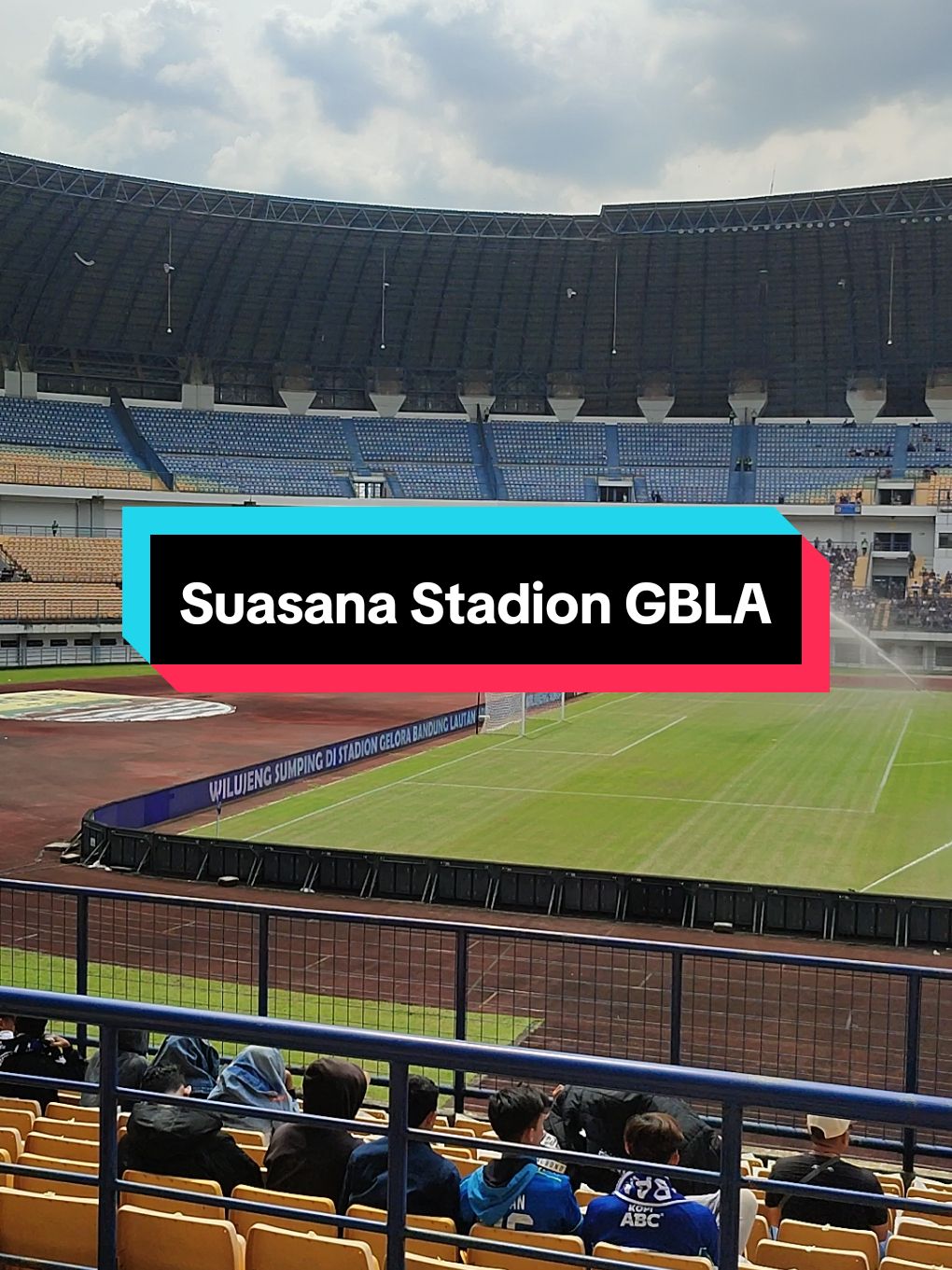 Suasana stadion GBLA sebelum pertandingan Persib #persib #persibbandung #bobotoh #liga1 