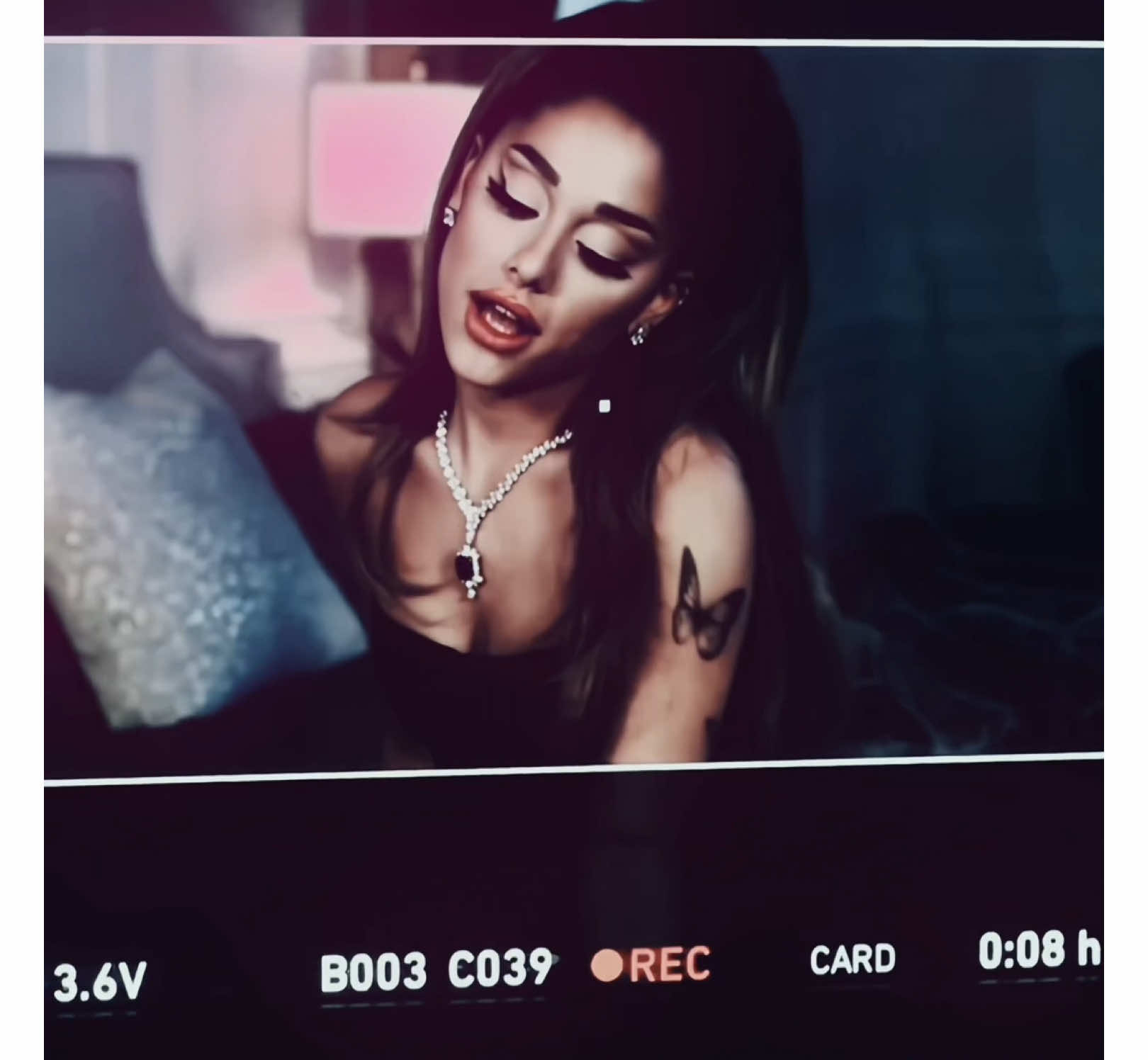 shes so fine  [ cc scmstimes | style ib @🦢 ] #goviral #xyzbca #viral #fyp #edit #br3athinq #videostar #arianagrande #arianagrandeedits #arianagrandebutera #arianator #foryoupage #dangerouswoman #sweetenerworldtour #hot #hotedit #velocity #velocityedit 