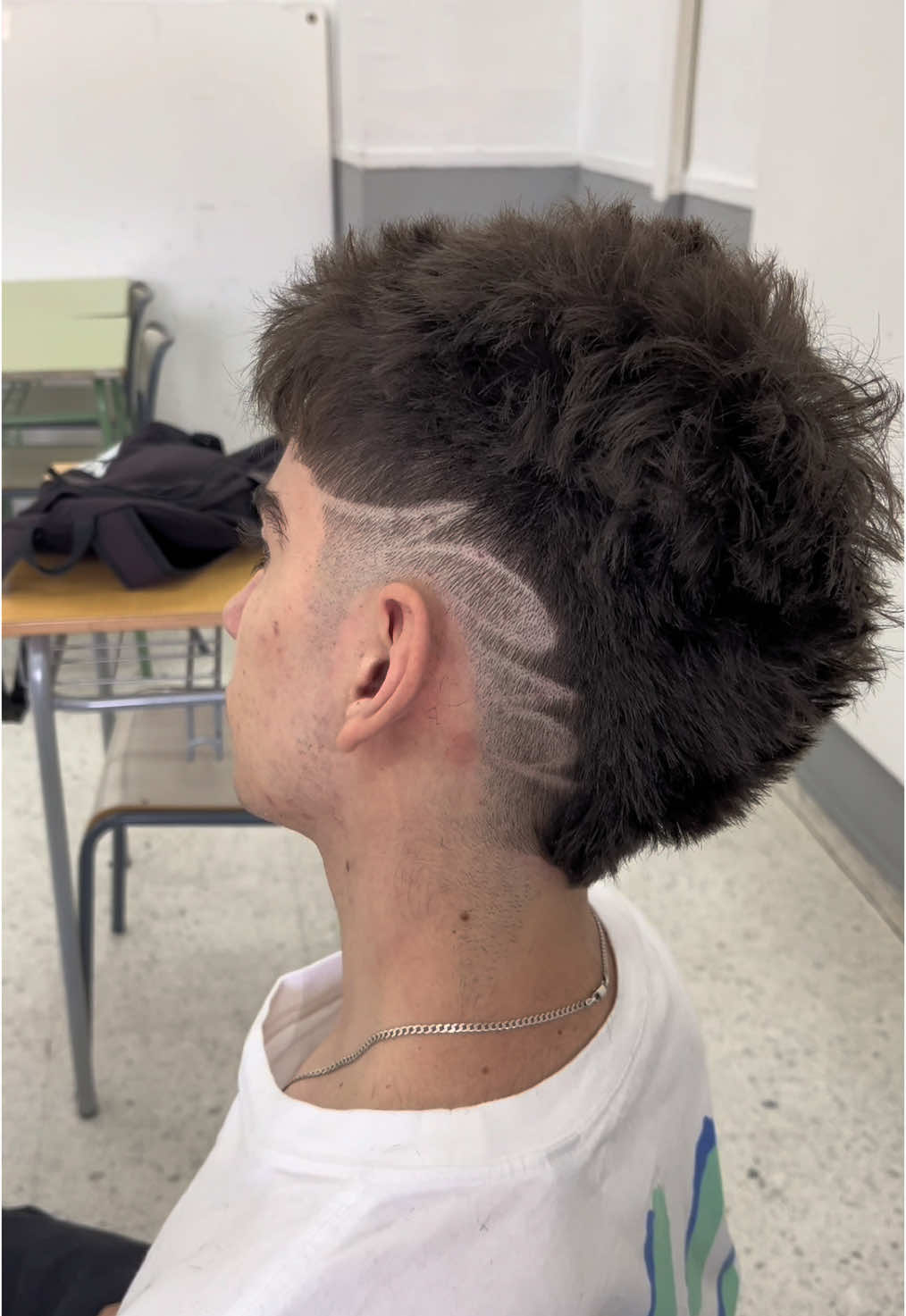 Pelukeando en clases💈✂️🥷#bareria #barbershop #parati #bachillerato #badajoz 