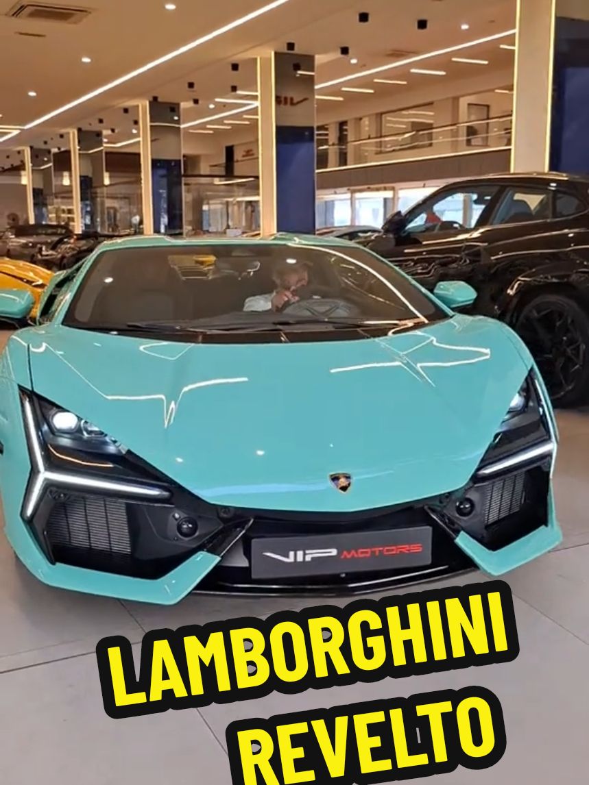 lamborghini revelto #lamborghinirevuelto #dubaitiktok 