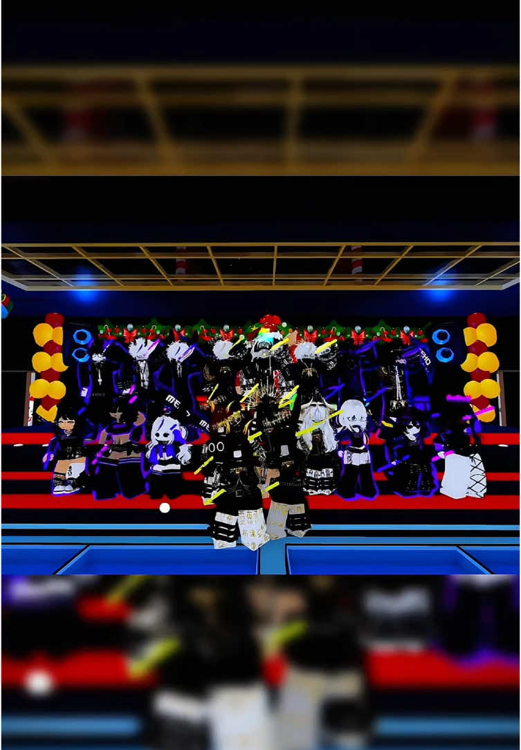 Essa collab com @Metal Horizon🐺💜 ficou maravilhosa ✨💜 Mapa: @stepup_beta  Danças: Kung Fu / Fright Funk IB: @s2_Líz ✩  #fyp #trend #robloxfyp #robloxdance #foryou #stepup 