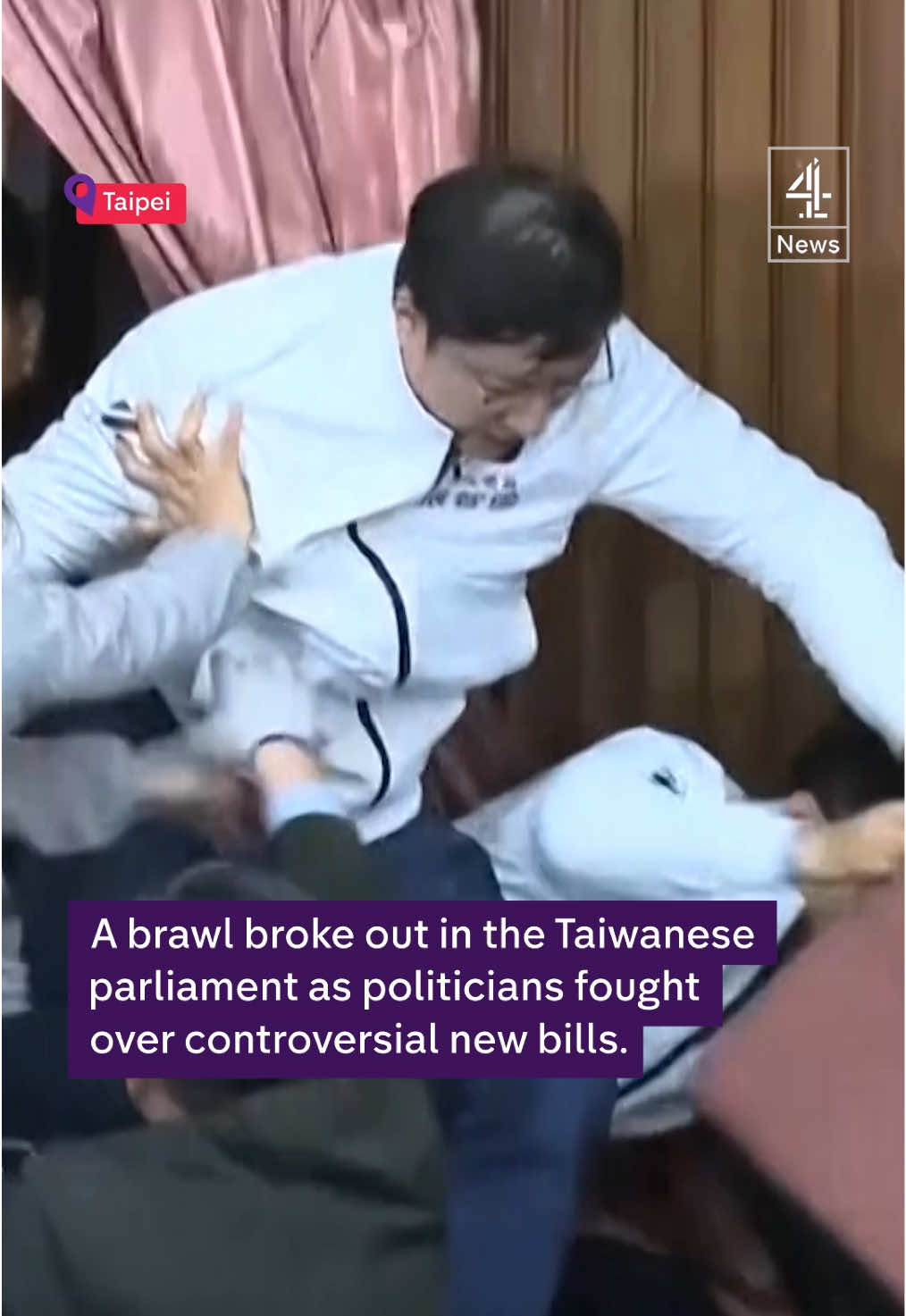 A brawl broke out in the Taiwanese parliament as politicians fought over three controversial new bills. Members of Lai Ching-te’s ruling Democratic Progressive Party (DPP) barricaded themselves in the main chamber to try and stop three bills being proposed by the opposition bloc, the Kuomintang (KMT) party. The KMT has more seats than the DPP but is looking to gain a majority. #Taiwan #Taipei #TaiwanParliament #DPP #KMT #Protest #InternationalNews #C4News 