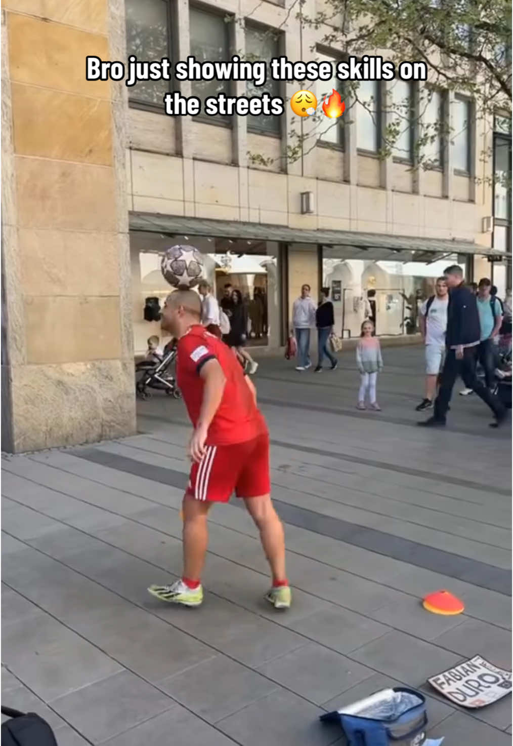 His handles are 🔥 (@Husslerboy) #futbol #Soccer #soccerskills #handles 