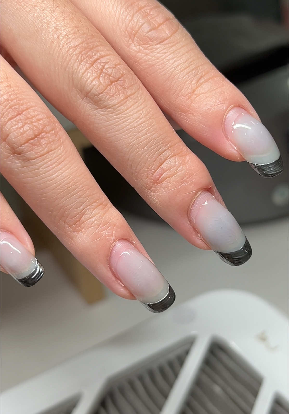 Ring nails 💍💍 look at the PERFECT RETENTION BEFORE. they were honestly so so good and forever will be in my top favs for simple sets(not so simple bc it took 2.5 hours 🤓#nailinspo #nycnailartist #nycnailtech #chromenails #naildesign #3dnailart #nailtrend 