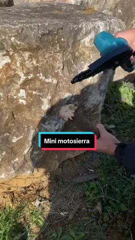 ¡Esta Sierra Corta Más Rápido Que Tus Excusas #tiktokshop #alloymantools #tiktokfinds #alloyman #christmas #christmasgift #minimotosierra #motosierra #chainsaw #arboleros🌲👊 #yearendsale 