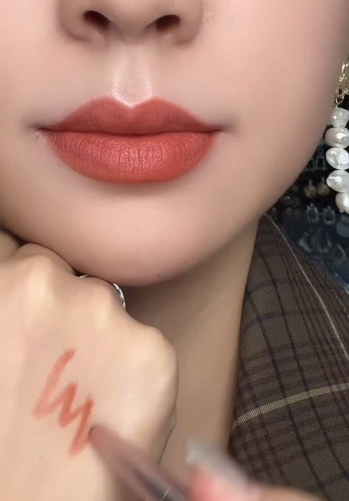 #sicoslab#jelajahkuliner #lipliner #lipstik 