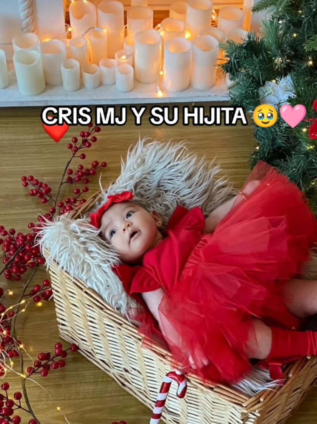 CRIS MJ Y JOSEFITA 😍🥹 PORFIN JUNTOS ❤️‍🩹 Cris subió una historia donde se ve a JOSEFITA en la sesion de fotos que hizo junto a su mami Salome 🥹 @Cris MJ @Cris MJ Data 