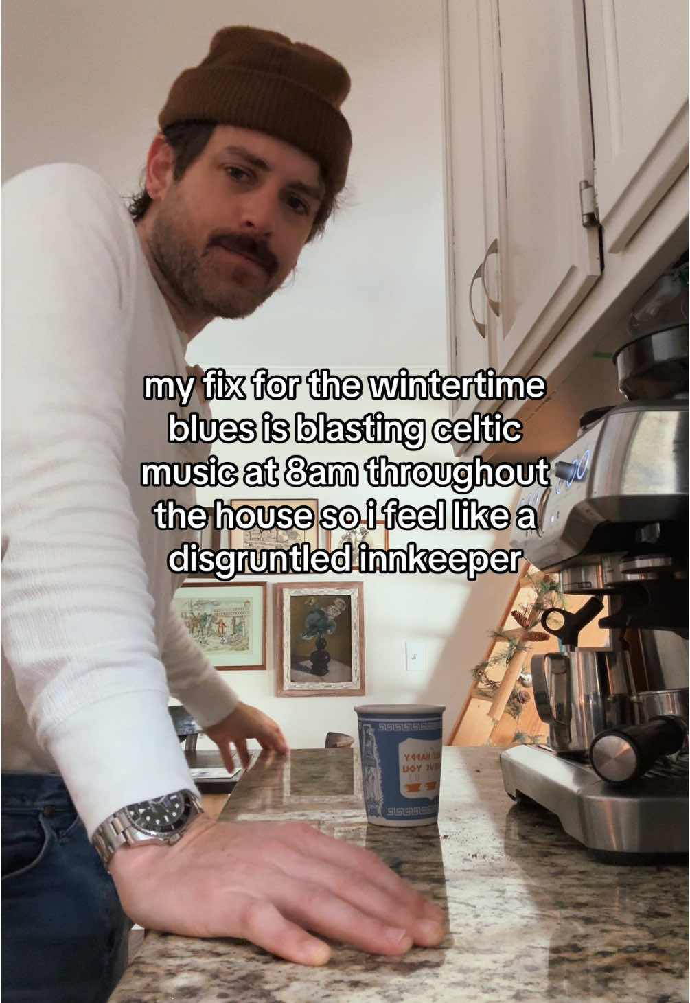 just me? 👨🏻‍🌾 #winter #morningroutine #slowliving #celticmusic #morningmotivation #coffee 