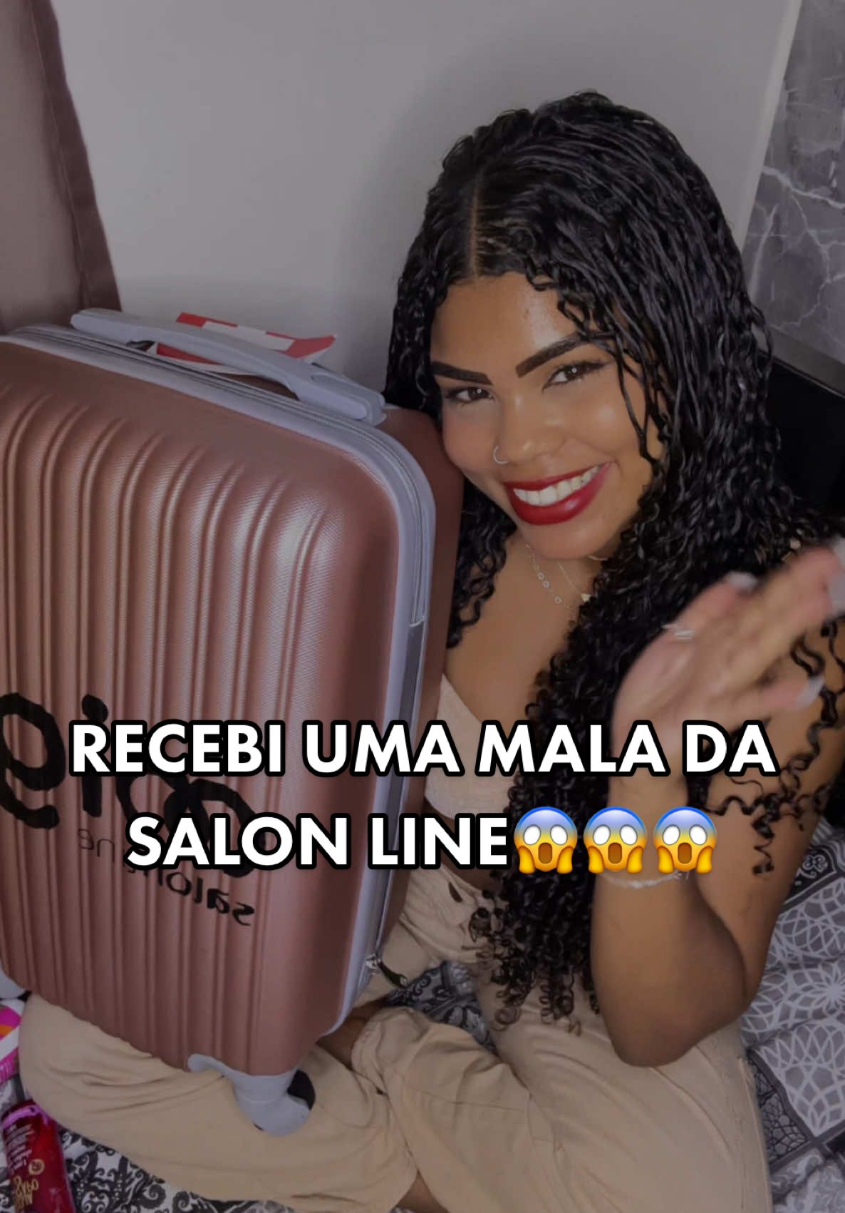 O tanto de coisa😱😱 #fy #fyp #cachos #curlyhair #cabelocacheado #cachostiktok #cachosbrasil #foryoupage #cacheadas #migssalonline #salonline 