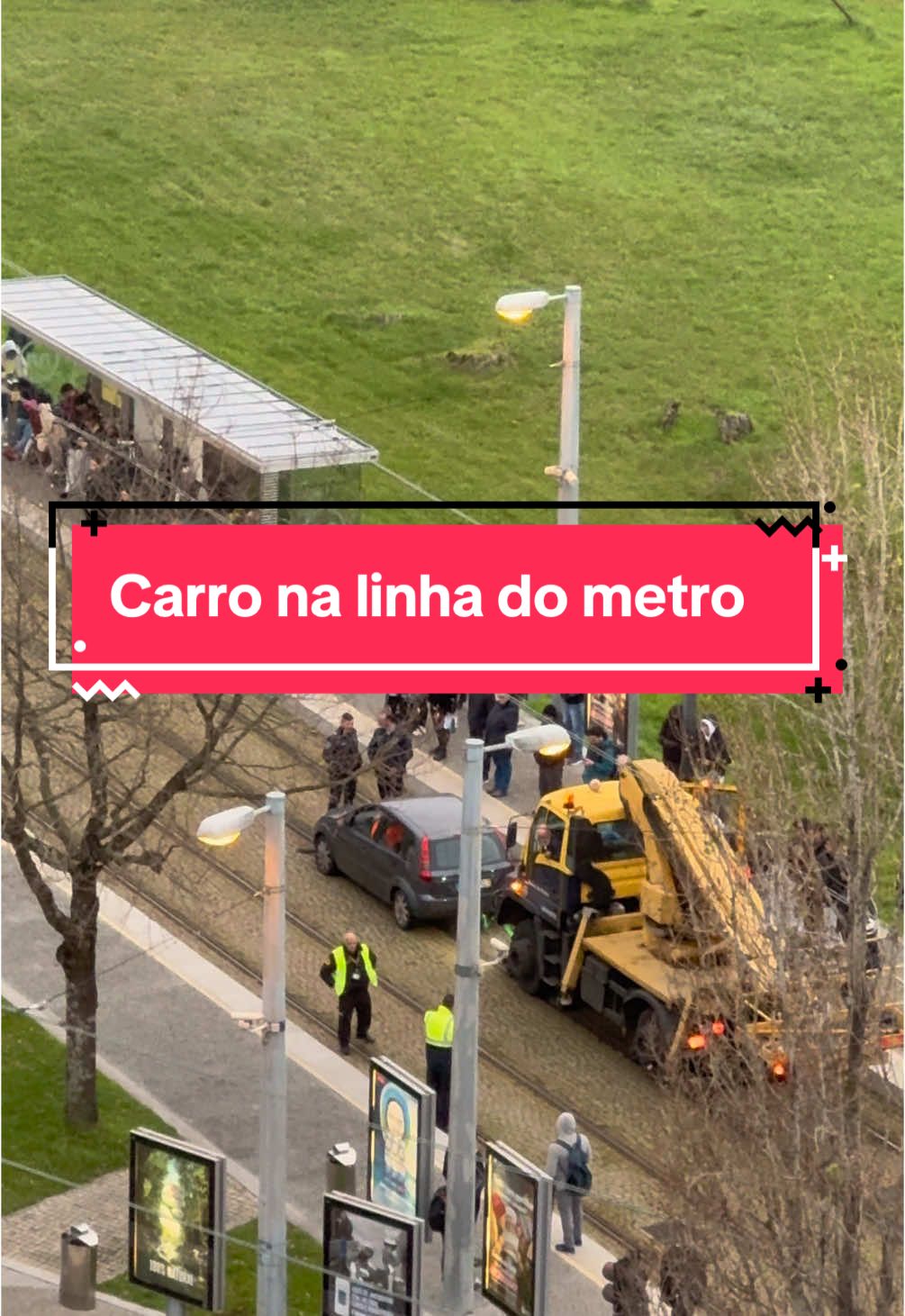 Apenas um carro na linha do metro 🤷🏻‍♀️