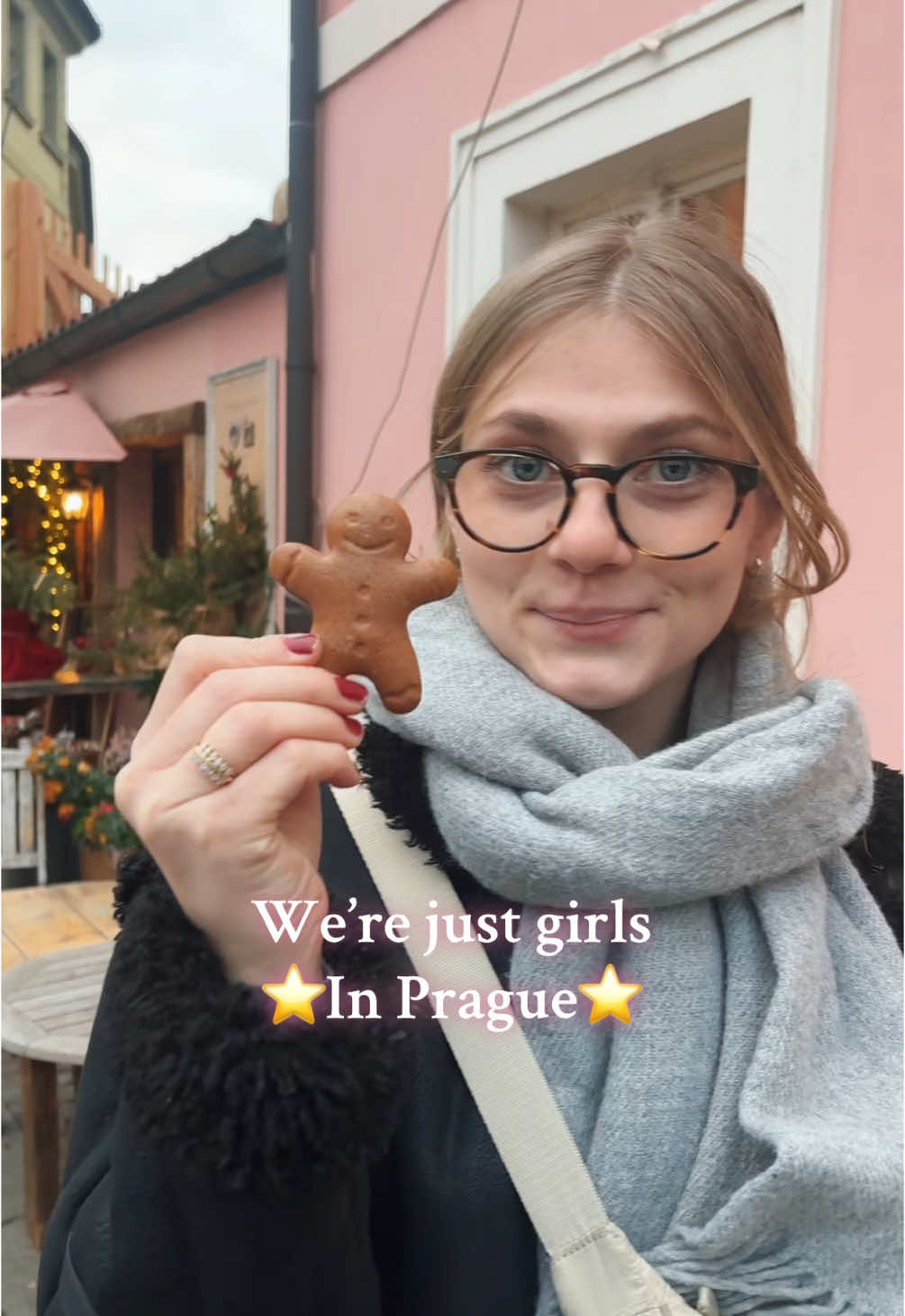 Prague hates to see us coming… 🩷 ##prague##czech##praha##gingerbread##christmas##fyp##dc##foryoupage