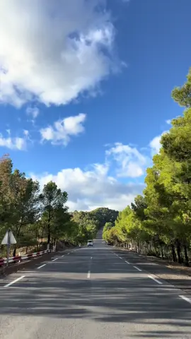 Tikedjda bouira #tikdjda #bouira #djurdjura #lakabylie #tourism #vuepanoramique #algeria 
