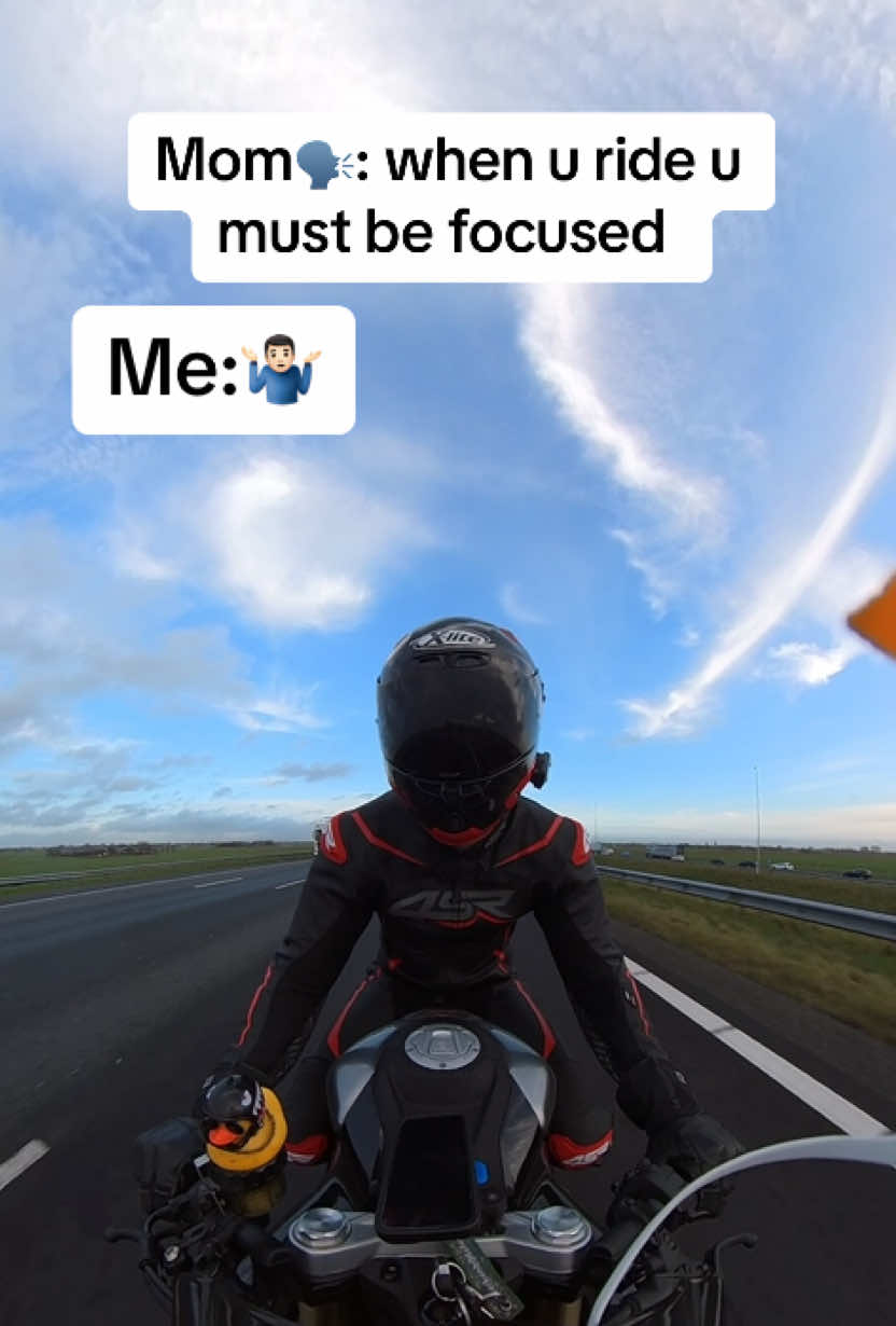 Cant help it #bike #viral #trending #bikelife #BookTok #viral_video #biketok #biker #450sr #cfmoto 