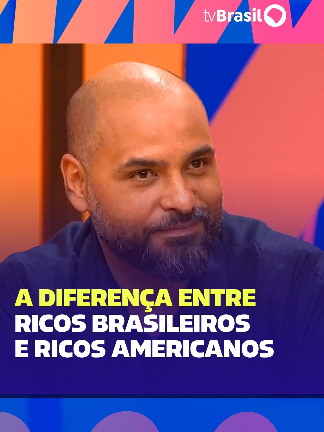 “Nos Estados Unidos, quando um rico fica rico ele acorda de manhã e diz: ‘Eu dei certo por causa dos Estados Unidos’. Quando o rico brasileiro fica rico, ele entende que deu certo apesar do Brasil.” O antropólogo Michel Alcoforado explicou a diferenciação de pensamento dos ricos em cada país. Assista à entrevista completa no canal da TV Brasil no YouTube, pelo app TV Brasil Play ou no Spotify. 📲 Link na bio!