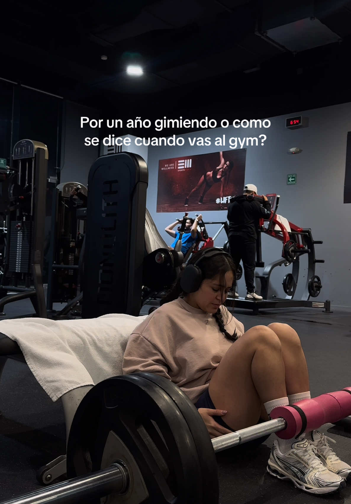 Asi va? #gymgirl #gymhumor #gymmotivation #Fitness #fyp 