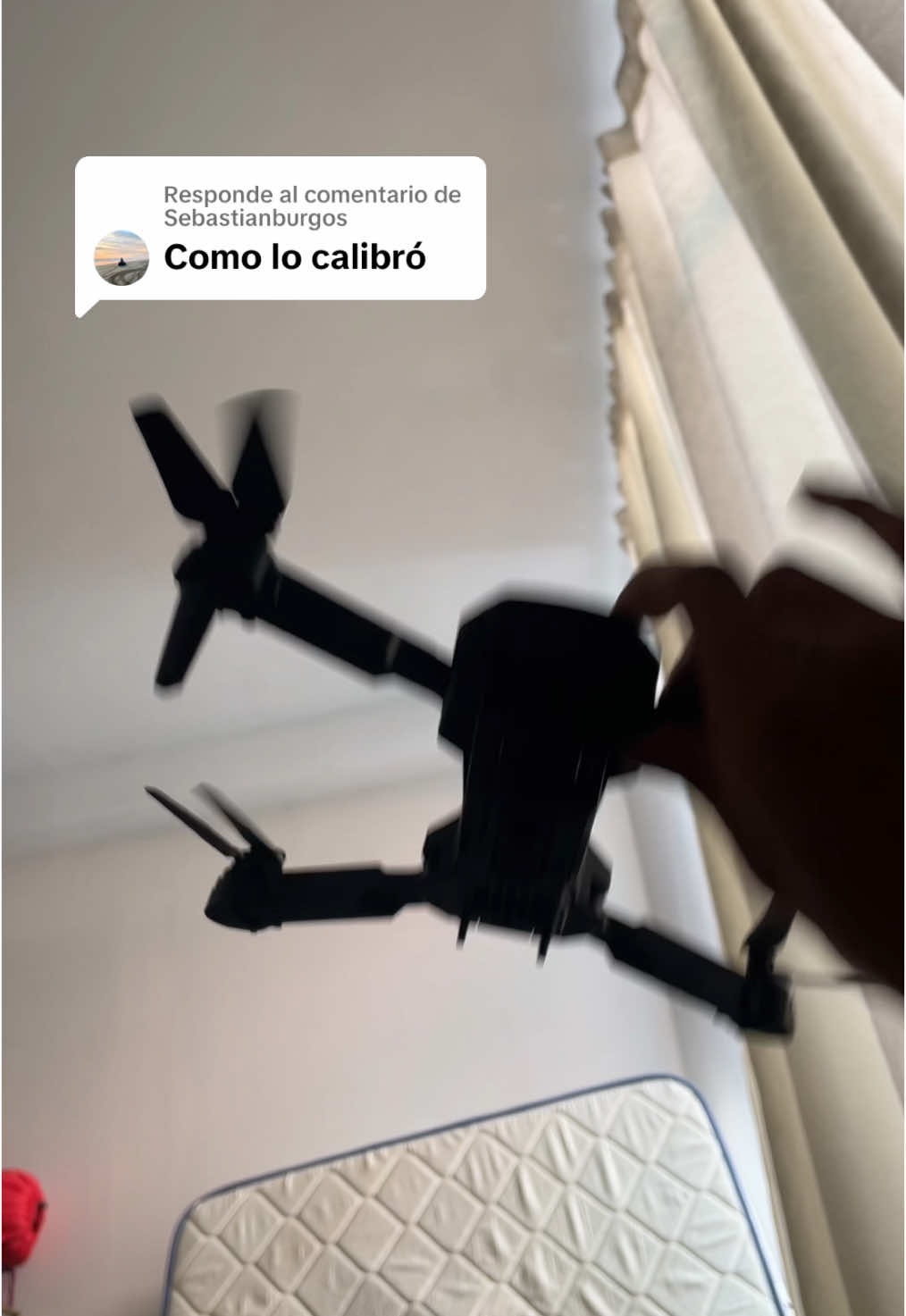 Respuesta a @Sebastianburgos cómo calibrar dron e88 e88pro 🦦 #dron #drone 