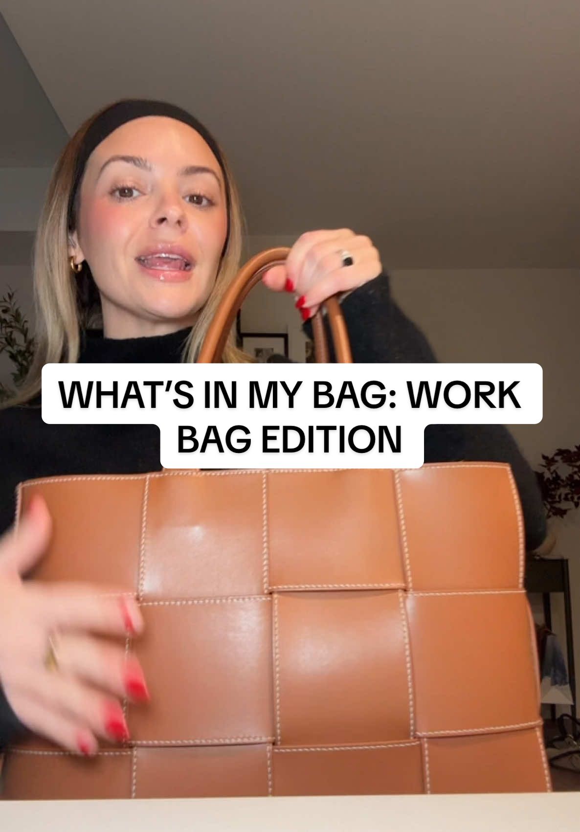 whats in my work bag #whatsinmybag #workbag #bottegaveneta 