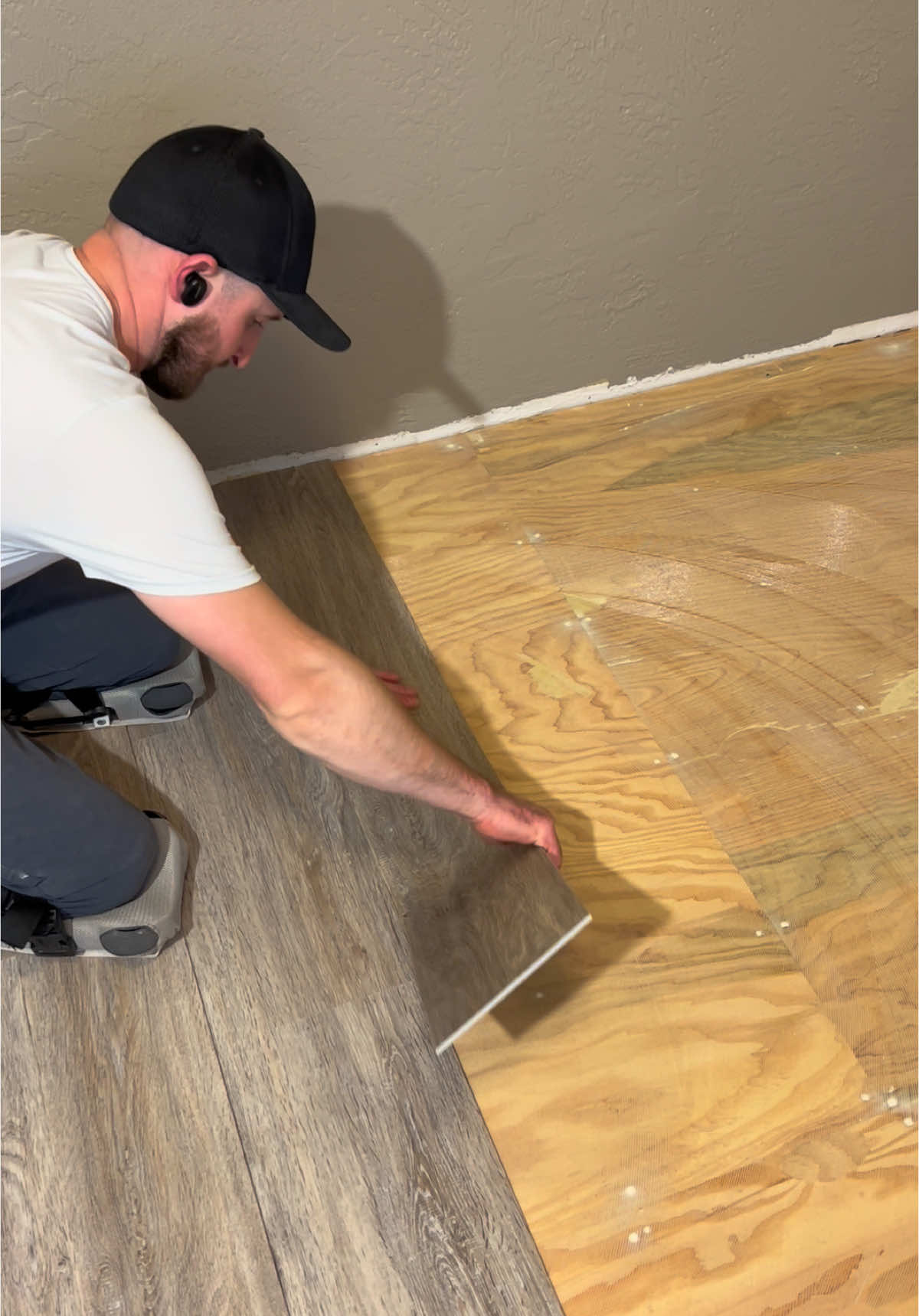 LVP Flooring #tools #construction #remodel #satisfying #fyp #trending #viral #bluecollar #wood #DIY #asmr #repair #lvp #lvt #laminate #vinylflooring #laminateflooring #flooringinstallation #vinyl #stairs 