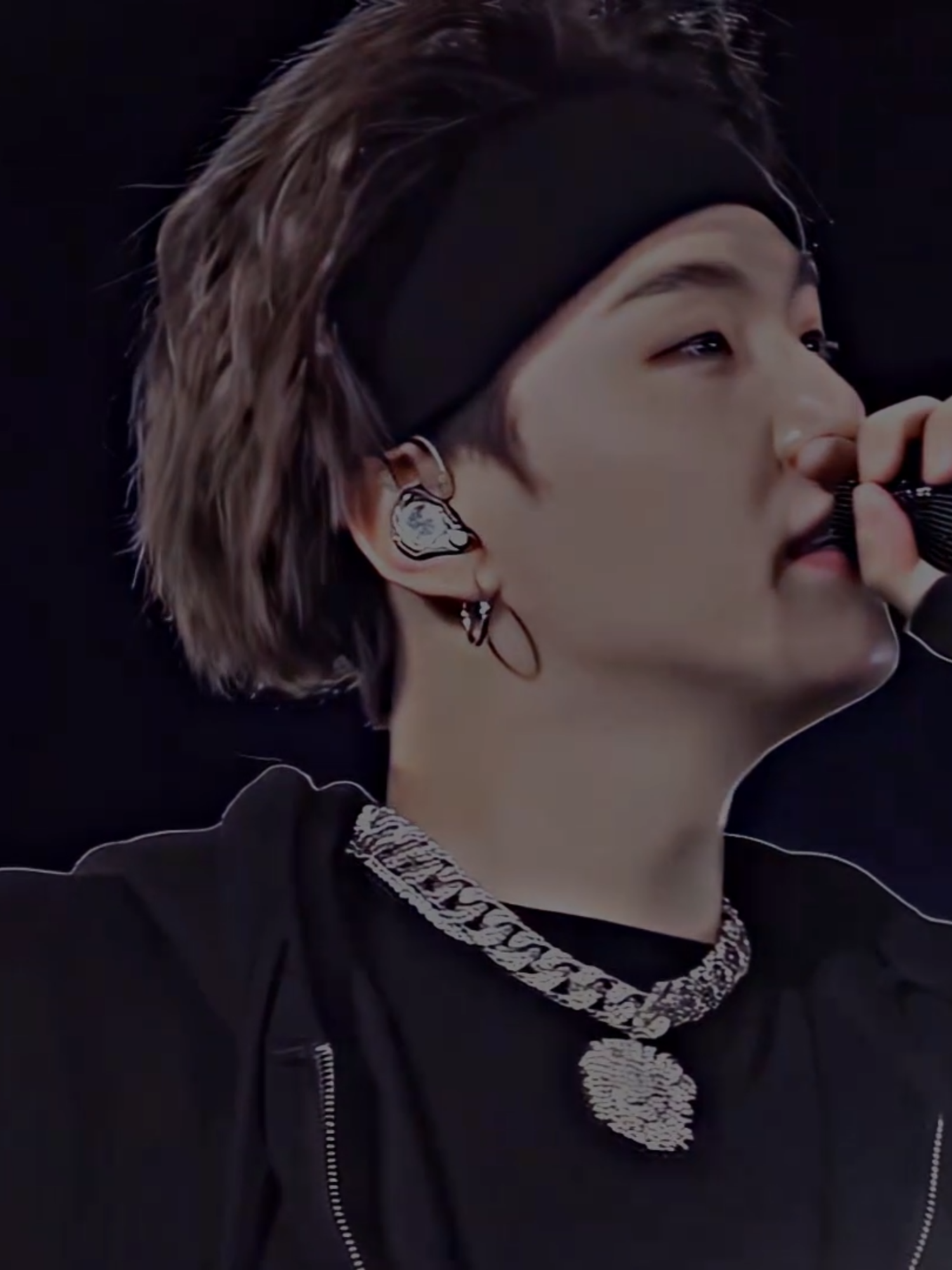 yoongi  (Quality settings and CC in bio) // ac:@fireflyeaudios //#yoongi #yoongiedit #suga #sugaedit #minyoongi #agustd #kpop #kpopedit #edit #fyp #forupage #foryoupage❤️❤️ #fypageシ #explore #xbcyza