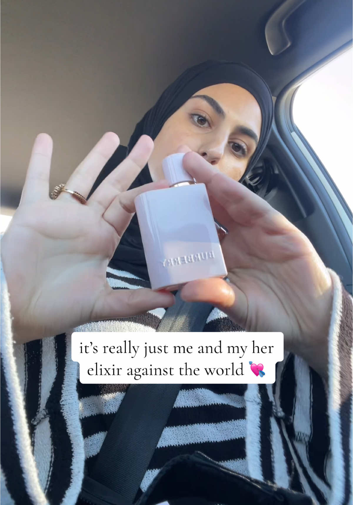 inject itttt  #burberryher #burberryherelixir #pink #perfumetiktok #fragrancetiktok #girliepop #perfumerecommendations 