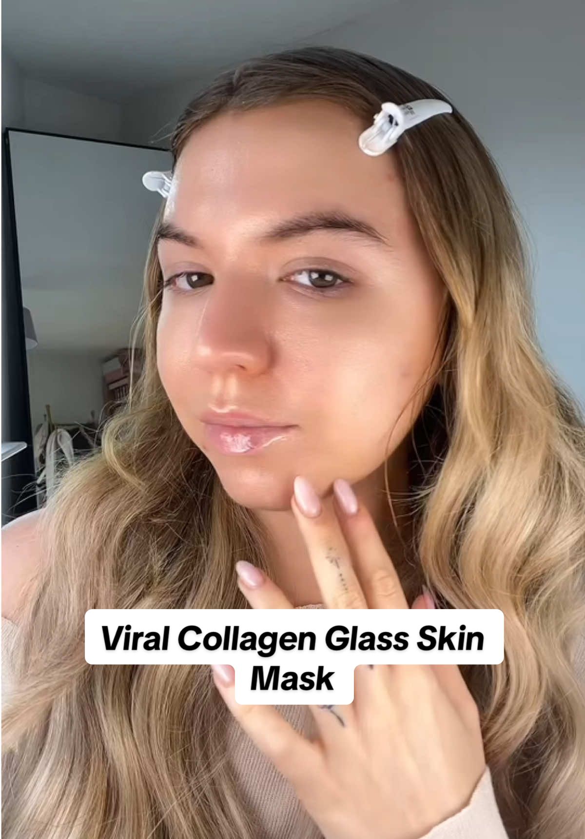 Viral Glass Skin Mask 🖤 #facemask #plumpskin #glowyskin #skincare #viral #foryou #fyp #collagen #skincaretips #skincarehacks 