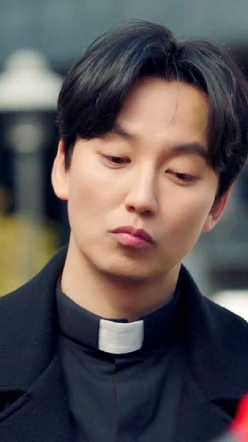 Serba serbi mood Kim Hae Il, si paling sabar dan lemah lembut☺️🤏🏻🫶🏼  #kimnamgil #kimhaeil #thefierypriest #thefierypriest2 