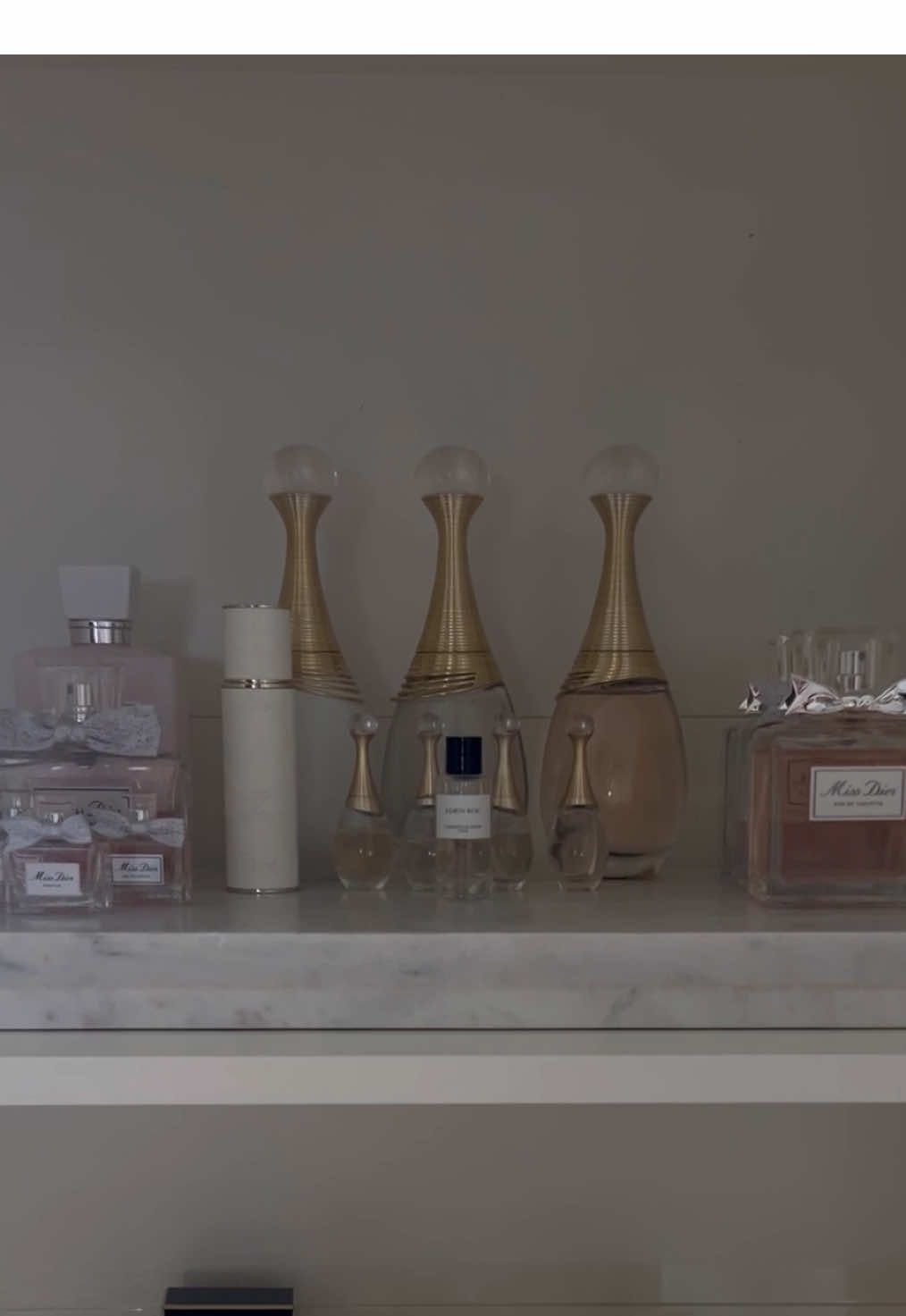 Smelling good is my favorite compliment 🫧 🤍🫶🏼 #fragrance #fragrancetok #luxury #fyp #foryou #dior #chanel #byredo #kyliecosmetics #kayali #vanilla28 #cosmicperfume #missdior #jadoredior #chanelparisparis #chanelchance #ouaimelroseplace #ouai #jimmychoofragrance #vs #maisonmargiela #ysl #yslblackopium #luxuryfragrance #yslfragrance #luxuryperfume #girlythings 