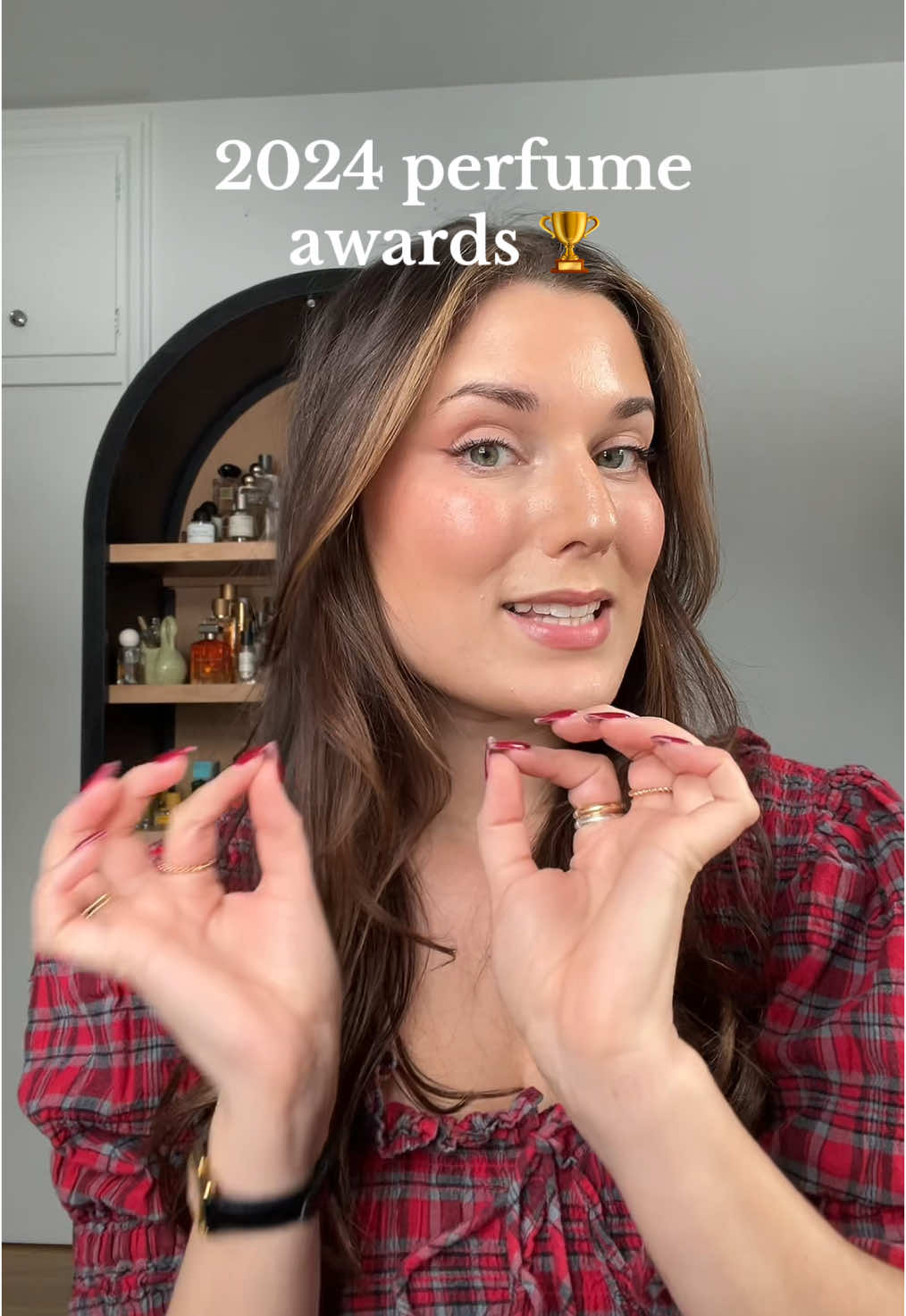 2024 perfume awards!!!! 🏆 lowkey this took hours :’) love you smellies - share your favorite releases of the 2024 with me in the comments! @Régime des Fleurs @chanel.beauty @Dolce & Gabbana @Glossier @gabarworld @arielleshoshana #perfumetiktok 