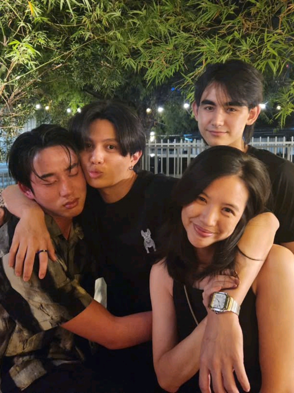 William taking a selfie and going 😗 while est is crying next to him I can't and drunk est is everything... #thamepo  #williamest #fyp  #estwilliam #est_rvp #williamjkp #for #lykn #foryou #thame #po #فوريو #thameposeries #thaibl 