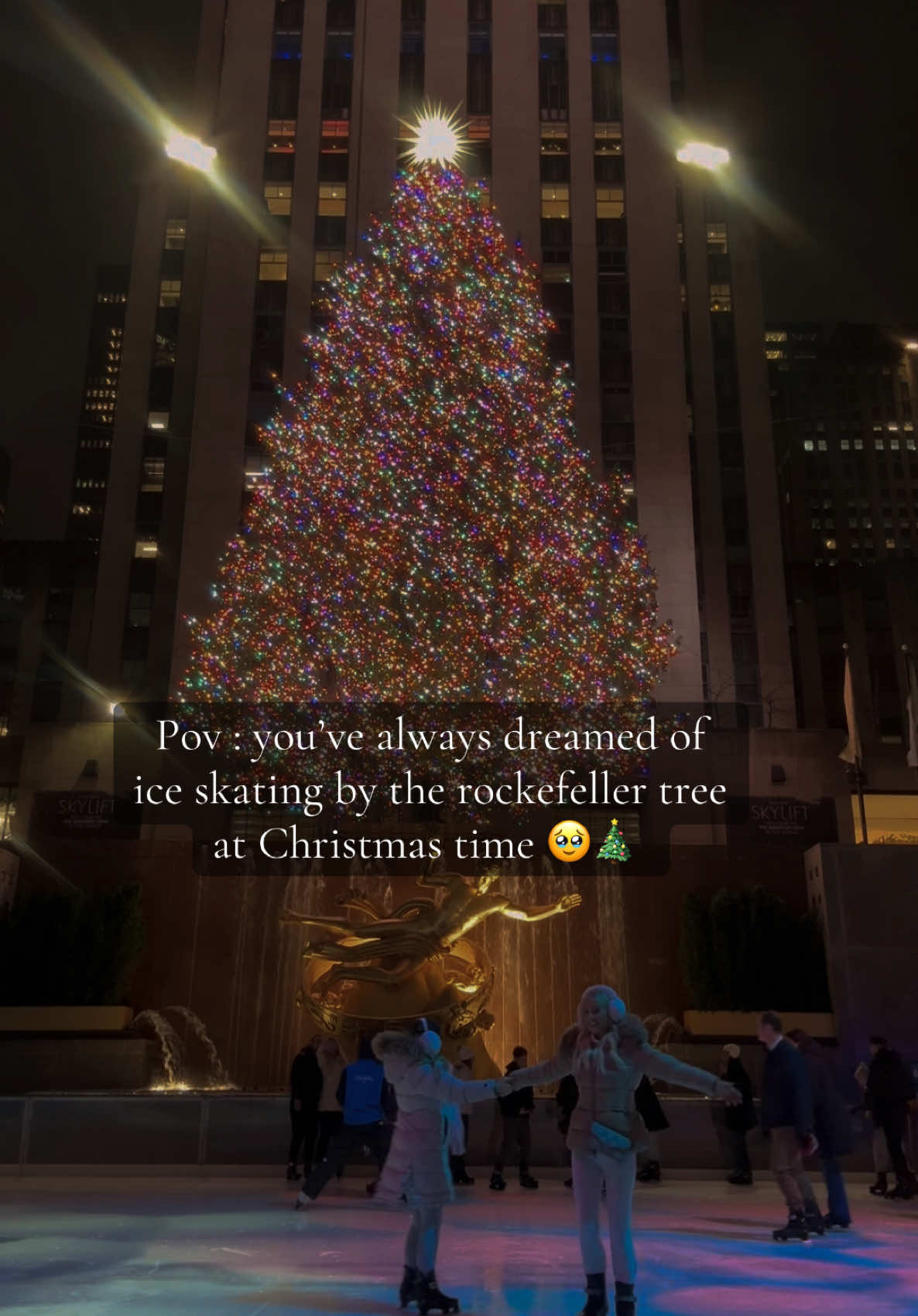 A dreammmmm honestly so magical 🥹🇺🇸🎄 #nyc #christmasinnewyork 