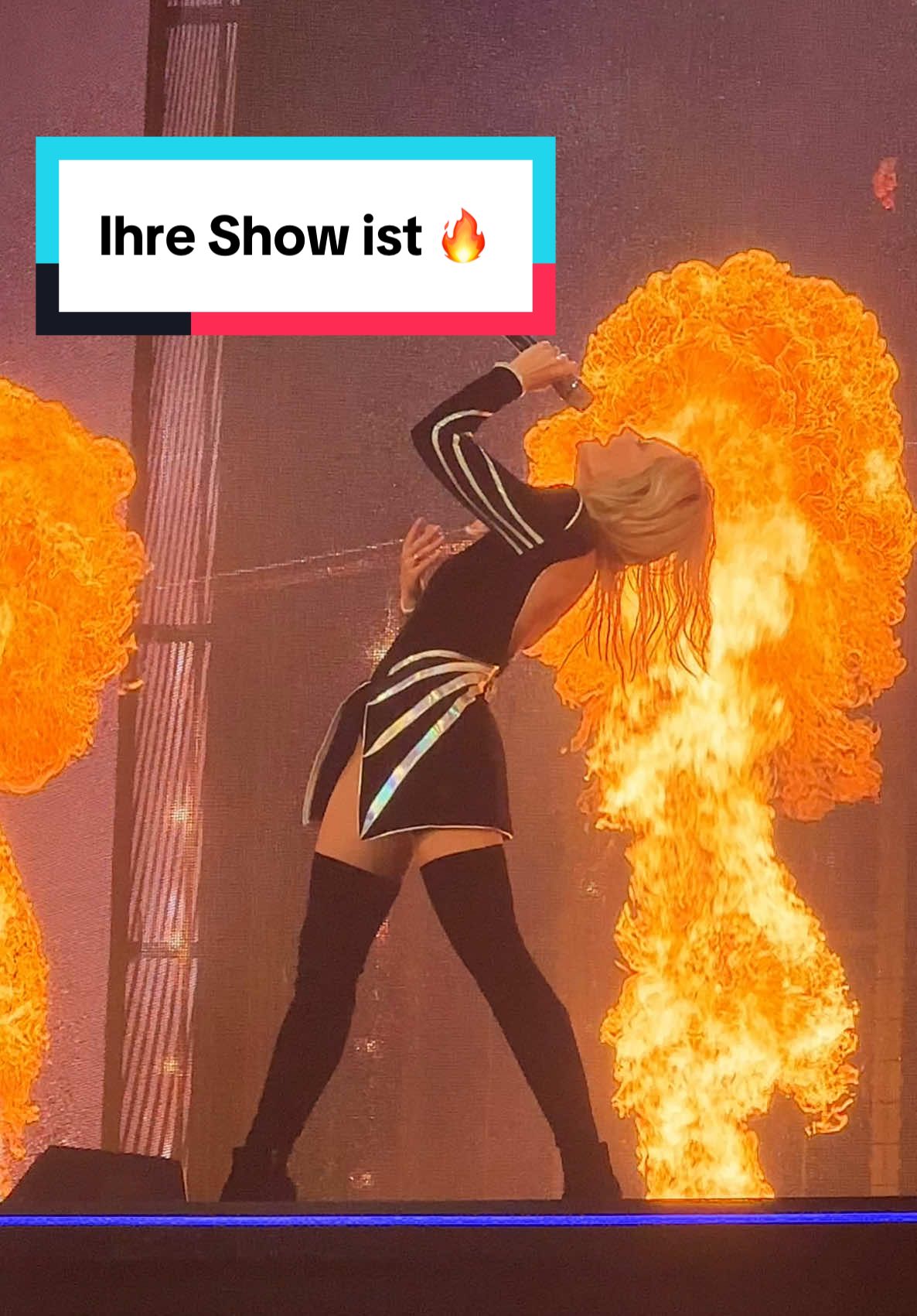 🔥❣️ @Helene Fischer #helenefischer #helenefischerlive #helene #fischer #live #onstage #munich #2023 #fyp #trendingvideo #helenefischerultras #viralvideos #ultras #fan #tiktoktrending 