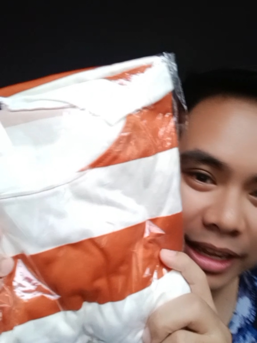 At nag part 3 pa nga sa unboxing. hahaha OOTD soon  #rtrends #shirt #top #tshirt #casual #clothes #apparel #garments #fashion #outfit #look #style #menswear #mensfashion #menslook #menstyle #mensoutfit #menstrend #OOTD #grwm #outfitcheck #fyp #foryou #foryoupage #trending #viral #bestseller #latest #bestselling #new #giftidea #gift #giftideas #christmasgift #exchangegift 