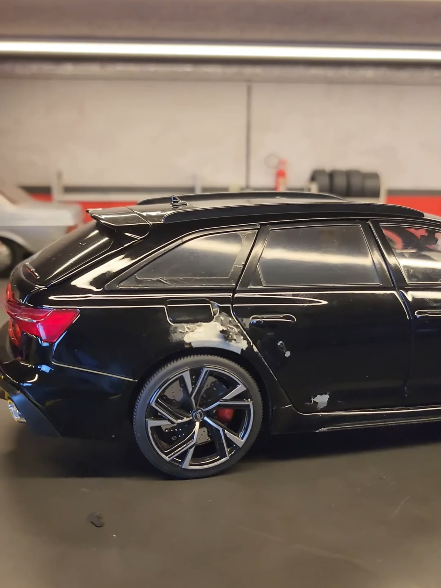 Repair Audi RS6 #audi #rs6 #savethewagons #diecast