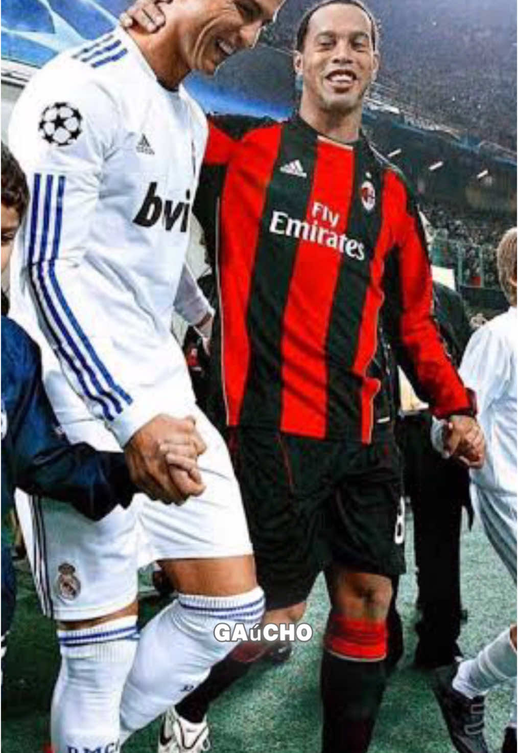 Ronaldinho ia aposentar o CR7😱 #ronaldinho #ronaldinhogaucho #cristianoronaldo #cr7 #milan #realmadridfc 