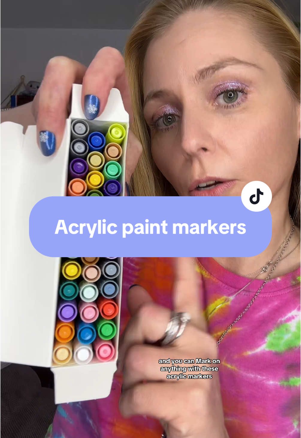 Such a good deal! #acrylicpainting #acrylicpaintmarkers #paintingmarkers #markers #paintartist #art #paintmarkers #tiktokshopfinds #giftidea 