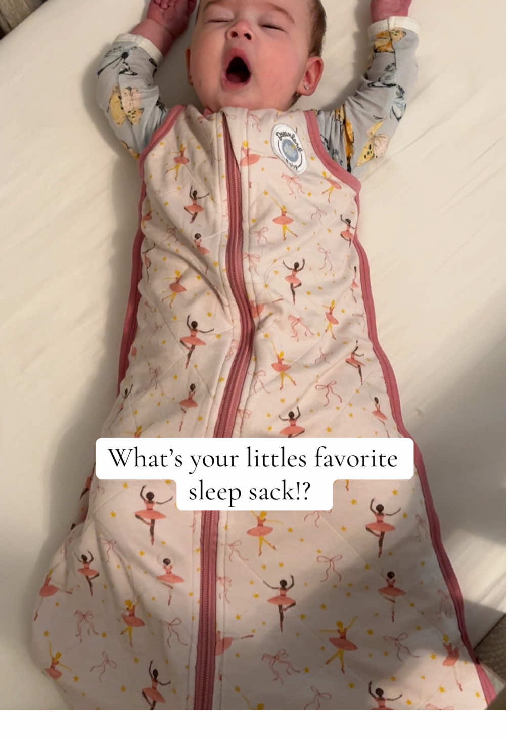 Is it just a weird coincidence that it’s happening or is it actually the sleep sack? Has anyone transitioned recently to a new sleep sack or maybe the dreamland one specifically??? it’s very similar to the kyte baby besides the fact that it has the diamond stitching throughout and it’s a tad bit bigger since it’s 6 to 12 months as opposed to size small in the kyte baby. Also, obsessed with how cute the ballerinas are on this sleep sack!! 🩰🩰 #morningroutine #sahm #sahmlife #MomsofTikTok #babiesoftiktok #ftm #firsttimemom 